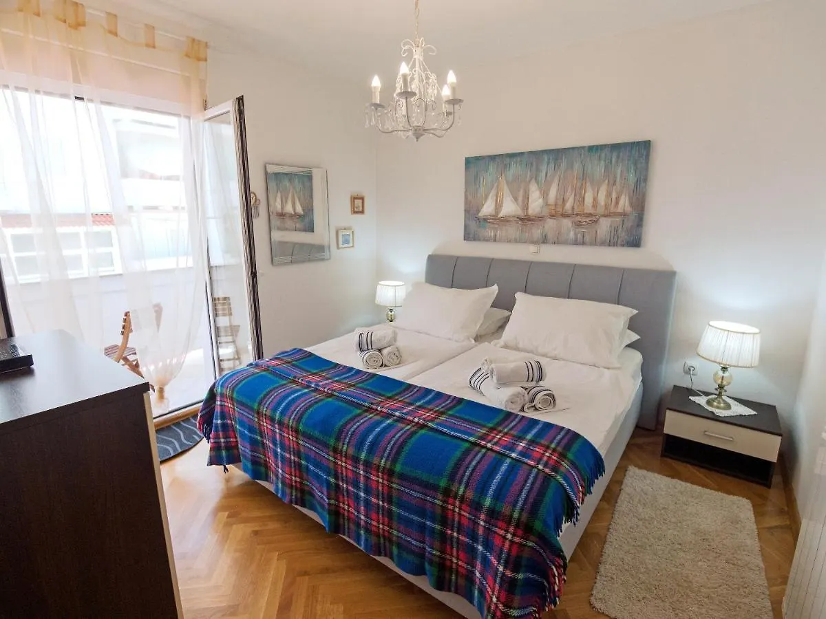 M. De Dominisa 5 Apartment Rab Town