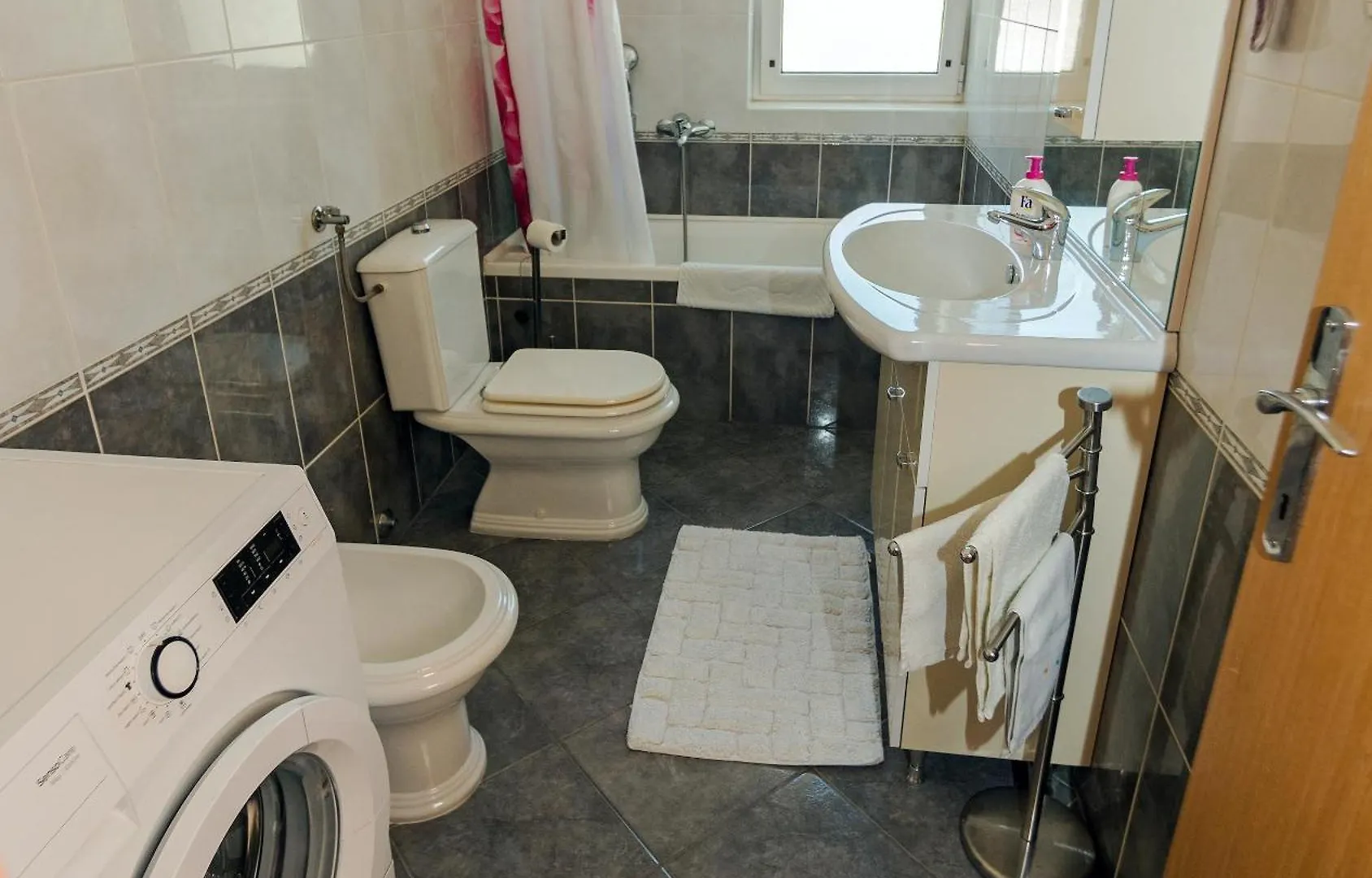 M. De Dominisa 5 Apartment Rab Town 0*,